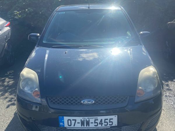 Ford Fiesta Hatchback, Petrol, 2007, Black