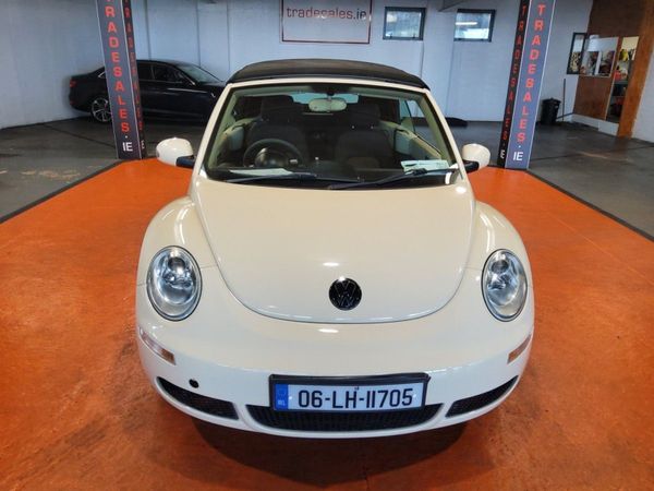 Volkswagen Beetle Cabriolet, Petrol, 2006, Beige