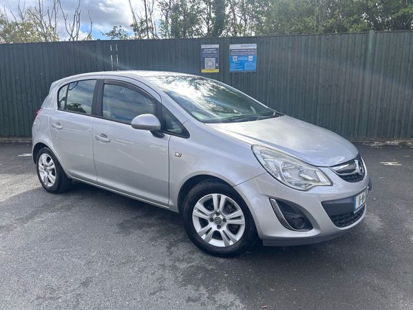 Opel Corsa Hatchback, Petrol, 2011, Silver