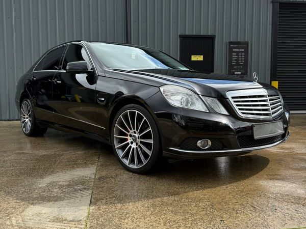 Mercedes-Benz E-Class Saloon, Diesel, 2009, Black