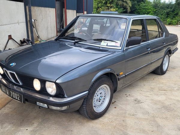 BMW 5-Series Saloon, Petrol, 1984, Grey