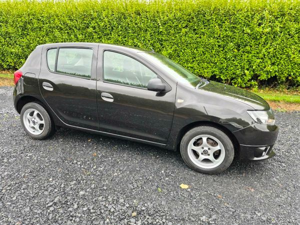 Dacia Sandero Hatchback, Petrol, 2016, Black