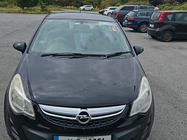 Opel Corsa Hatchback, Diesel, 2011, Black