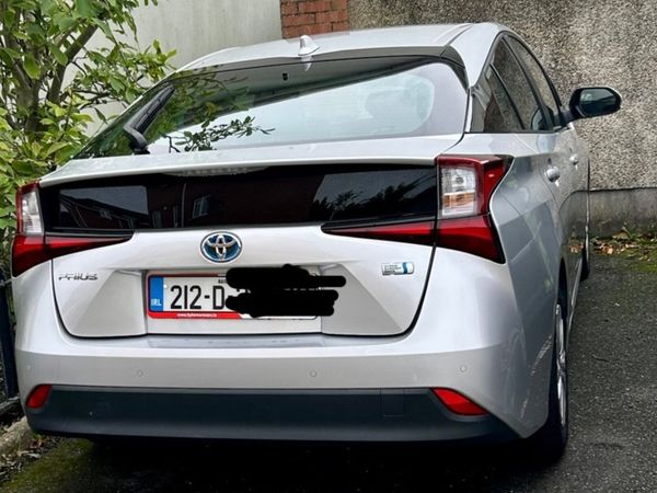 Toyota Prius Hatchback, Petrol Hybrid, 2021, Silver