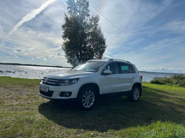 Volkswagen Tiguan SUV, Diesel, 2013, White
