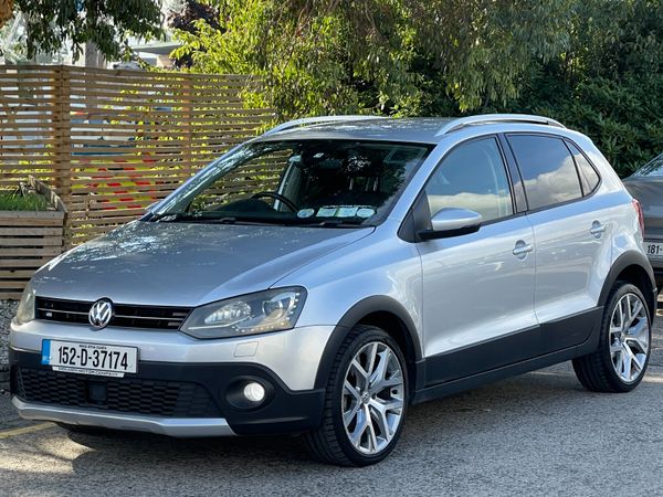 Volkswagen Polo Hatchback, Petrol, 2015, Silver