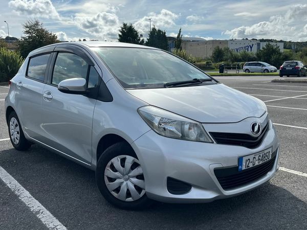 Toyota Vitz Hatchback, Petrol, 2012, Silver