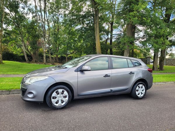 Renault Megane Estate, Diesel, 2011, Grey