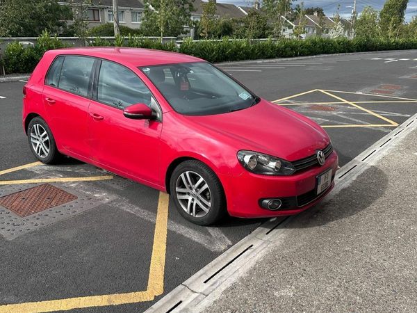 Volkswagen Golf Hatchback, Petrol, 2011, Red