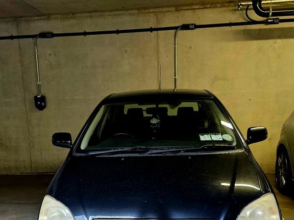 Toyota Corolla Hatchback, Diesel, 2007, Black