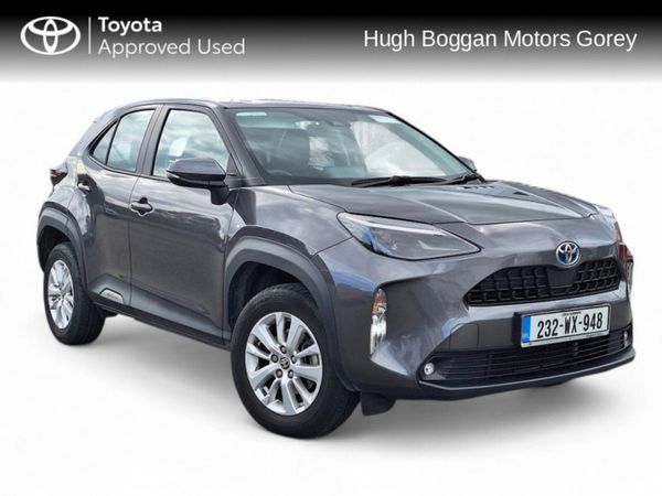 Toyota Yaris Cross Hatchback, Petrol Hybrid, 2023, Grey
