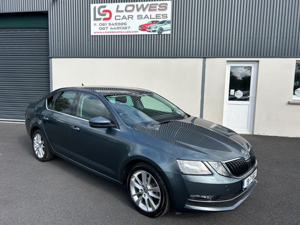 Skoda Octavia Saloon, Diesel, 2019, Grey