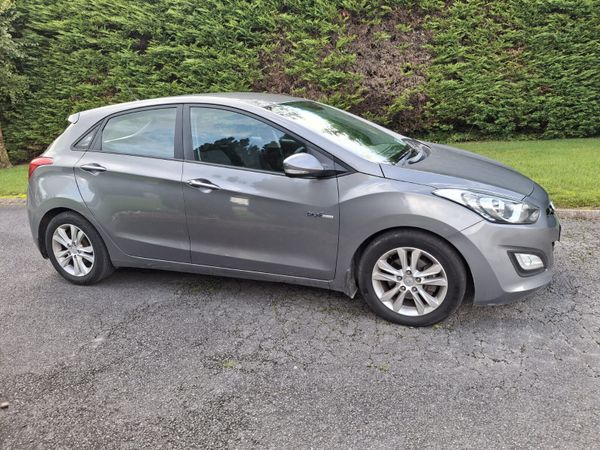 Hyundai i30 Hatchback, Diesel, 2013, Grey