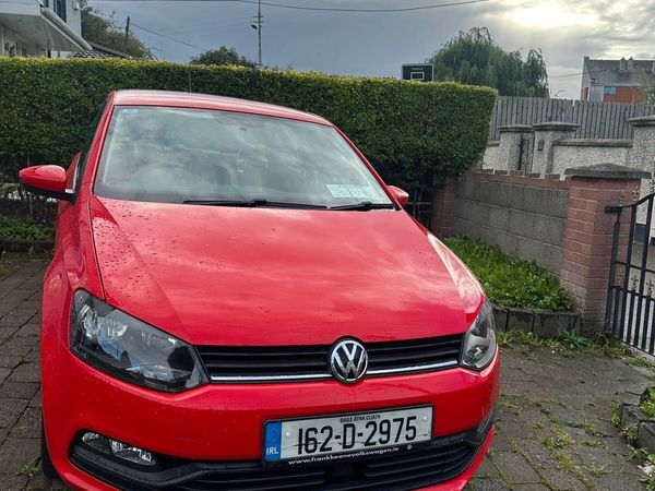Volkswagen Polo Hatchback, Petrol, 2016, Red