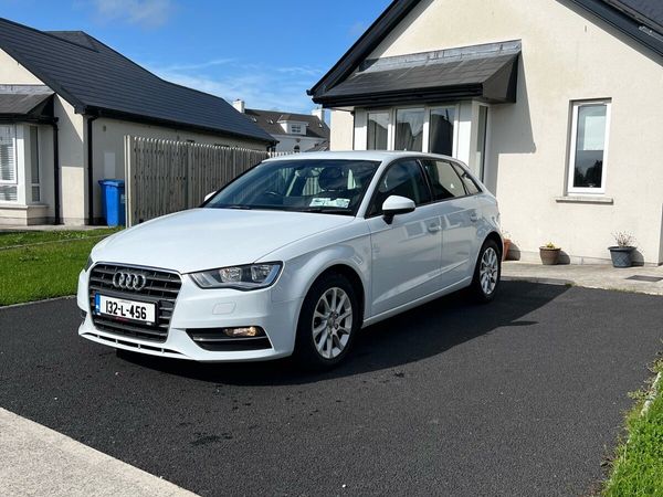 Audi A3 Hatchback, Diesel, 2013, White