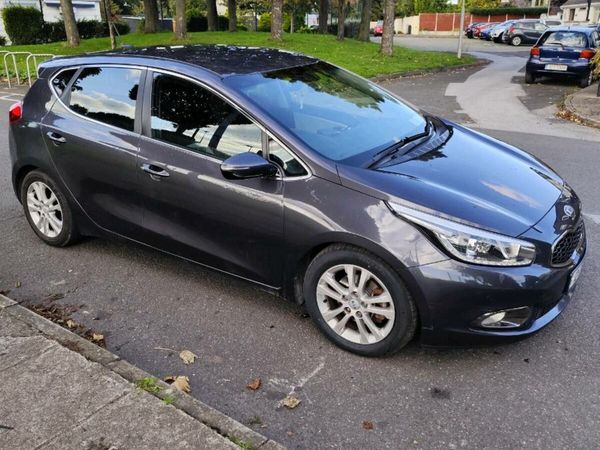 Kia Ceed Hatchback, Diesel, 2012, Silver