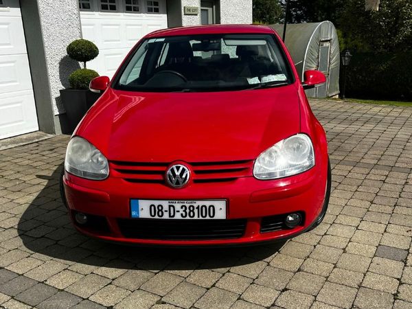 Volkswagen Golf Hatchback, Petrol, 2008, Red