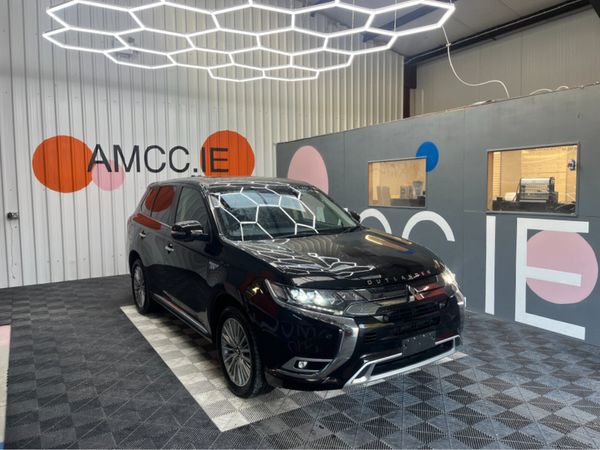 Mitsubishi Outlander SUV, Petrol Plug-in Hybrid, 2019, Black