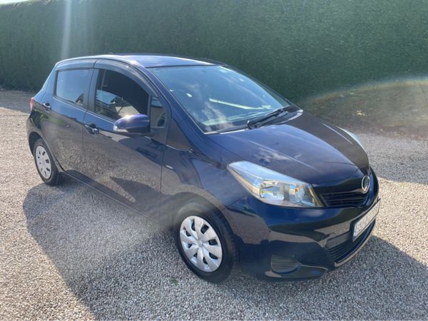 Toyota Vitz Hatchback, Petrol, 2013, Blue