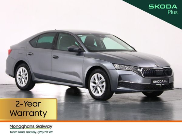 Skoda Octavia Hatchback, Diesel, 2025, Grey