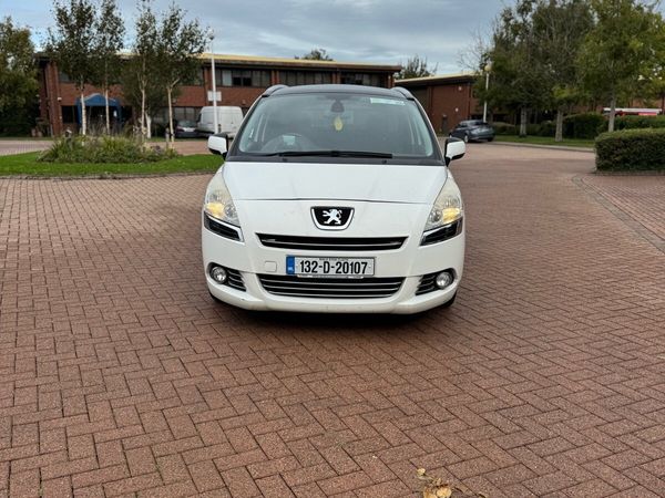 Peugeot 5008 MPV, Diesel, 2013, White