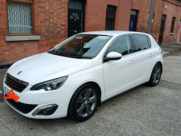 Peugeot 308 Hatchback, Diesel, 2016, White