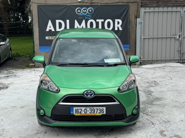 Toyota Sienta MPV, Petrol Hybrid, 2016, Green