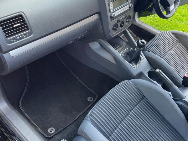 Volkswagen Golf Hatchback, Petrol, 2007, Black