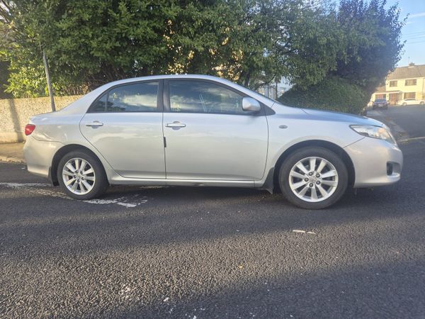 Toyota Corolla Saloon, Petrol, 2008, Silver