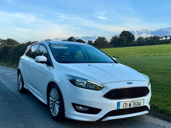 Ford Focus Hatchback, Petrol, 2017, White