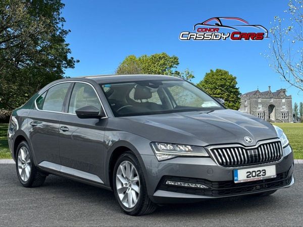 Skoda Superb Hatchback, Diesel, 2023, Grey