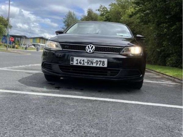 Volkswagen Jetta Saloon, Diesel, 2014, Black