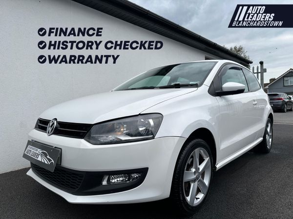 Volkswagen Polo Hatchback, Petrol, 2013, White