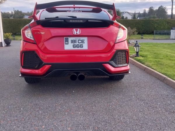 Honda Civic Hatchback, Petrol, 2018, Red