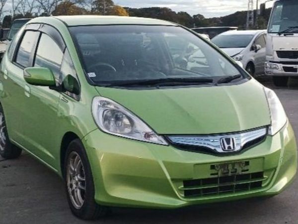 Honda Fit Hatchback, Petrol Hybrid, 2012, Green
