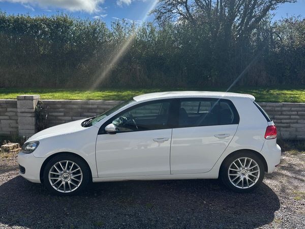 Volkswagen Golf Hatchback, Petrol, 2013, White