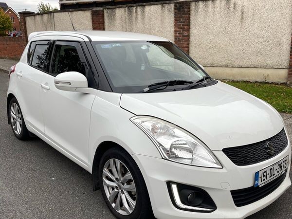 Suzuki Swift Hatchback, Petrol, 2015, White