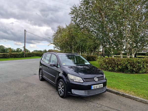 Volkswagen Touran MPV, Diesel, 2010, Black