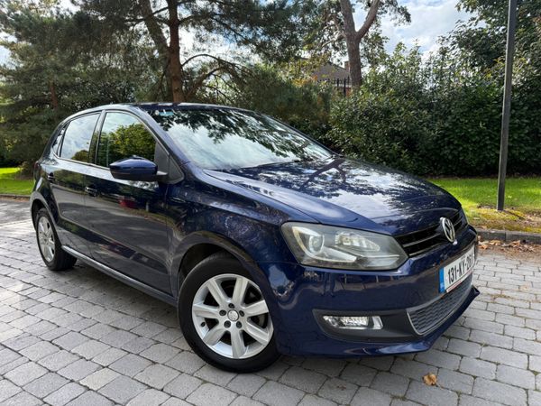 Volkswagen Polo Hatchback, Petrol, 2013, Blue