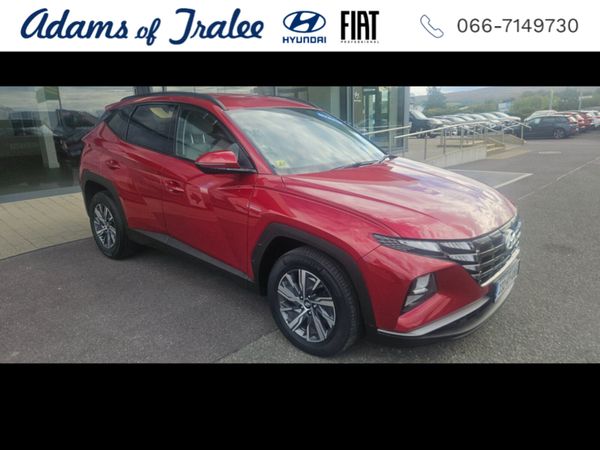 Hyundai Tucson MPV, Petrol Hybrid, 2023, Red
