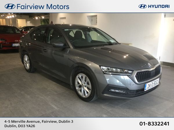 Skoda Octavia Saloon, Petrol Hybrid, 2024, Grey