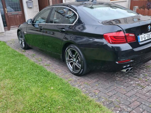 BMW 5-Series Saloon, Diesel, 2011, Black