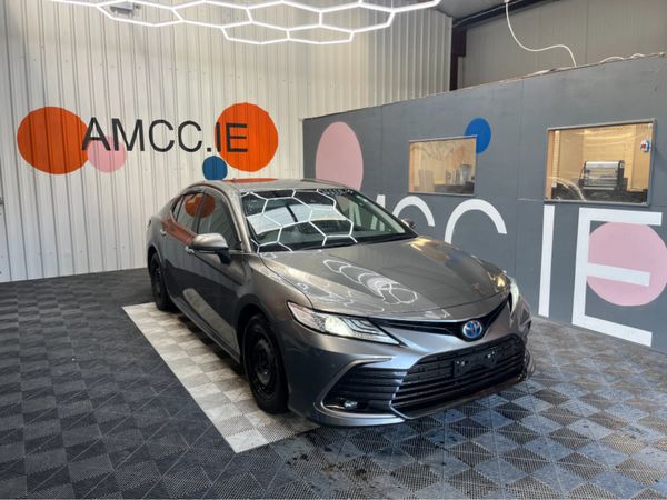 Toyota Camry Hatchback, Petrol, 2022, Grey