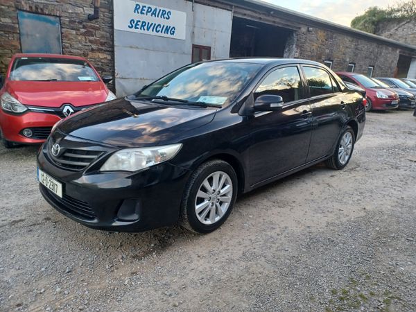 Toyota Corolla Saloon, Diesel, 2012, Black