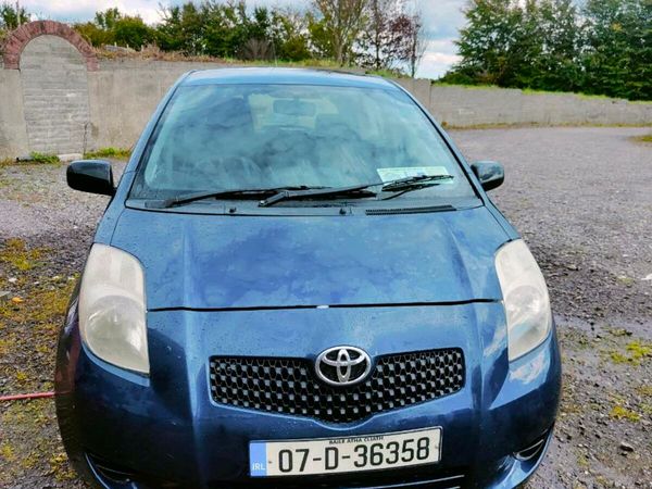 Toyota Yaris Hatchback, Petrol, 2007, Blue