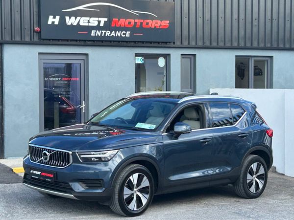 Volvo XC40 SUV, Petrol Plug-in Hybrid, 2021, Blue