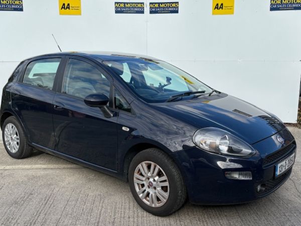Fiat Punto Hatchback, Petrol, 2013, Blue