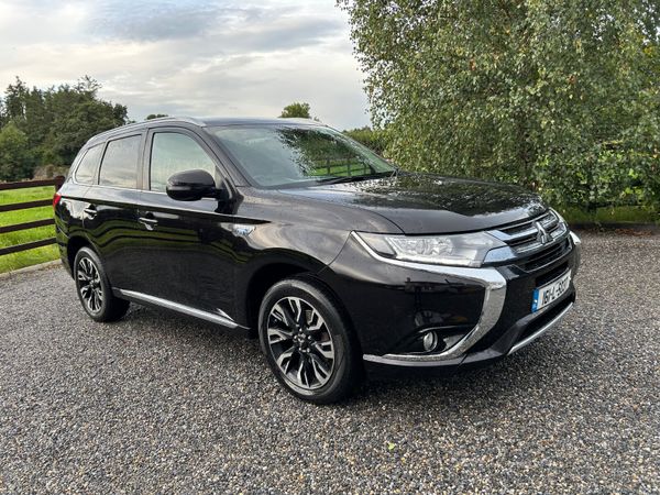 Mitsubishi Outlander SUV, Petrol Plug-in Hybrid, 2016, Black