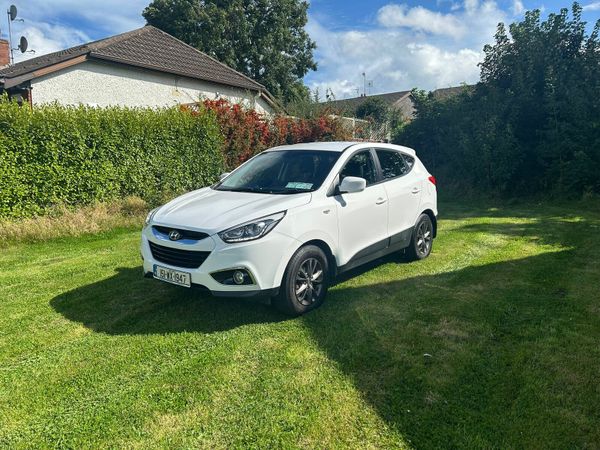Hyundai ix35 SUV, Diesel, 2015, White