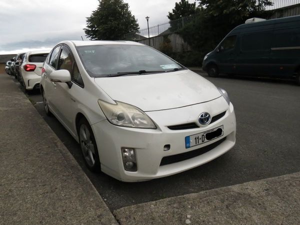Toyota Prius Hatchback, Petrol Hybrid, 2011, White